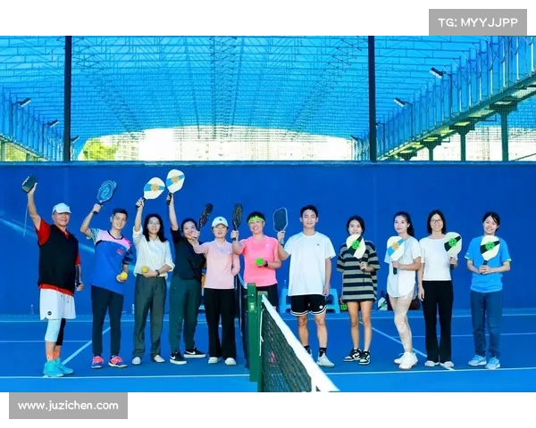 网球比赛服装的发展与创新:舒适性、科技与时尚的完美融合 网球比赛服装的发展与创新:舒适性、科技与时尚的完美融合